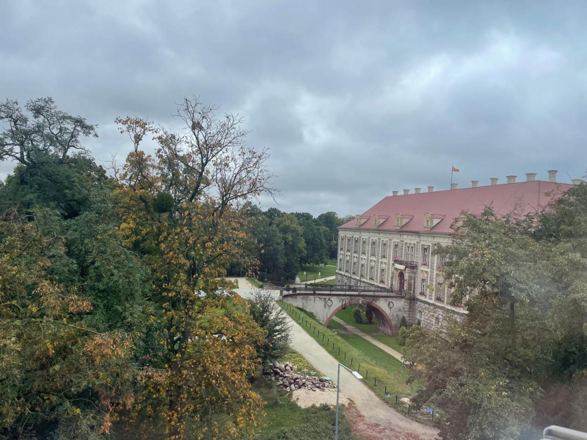 Apartament 2 Pokojowy W Centrum Miasta Żagań Exteriör bild